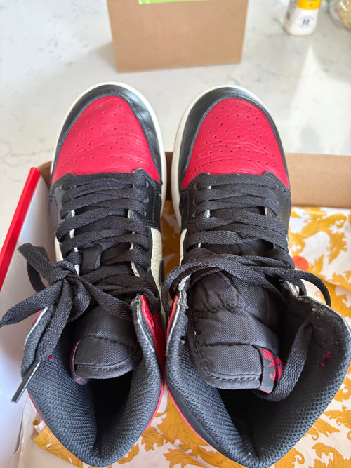 Air Jordan 1 Retro High OG "Bred Toe" — Size 5Y (GS)