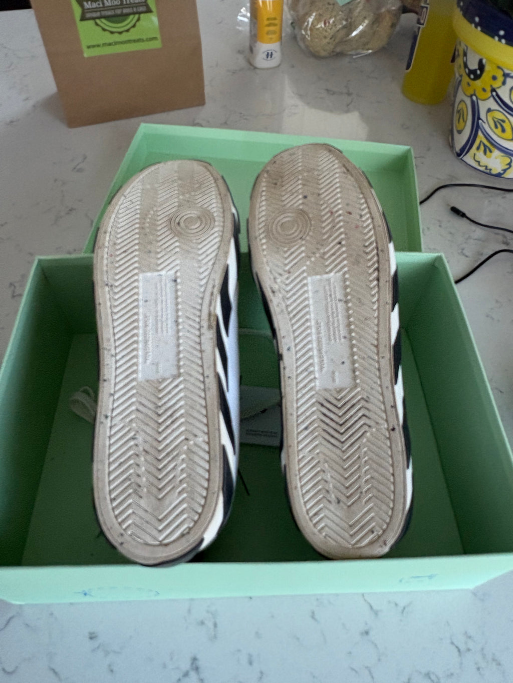 Off-White Vulc Low Sneakers — Size 13